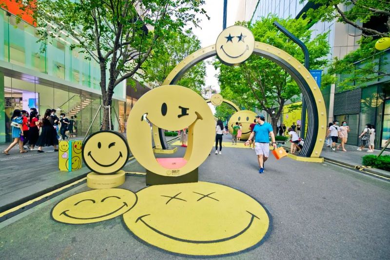 全球最大的smiley ufo:「meland club smileyworld」主题派对 in 深圳