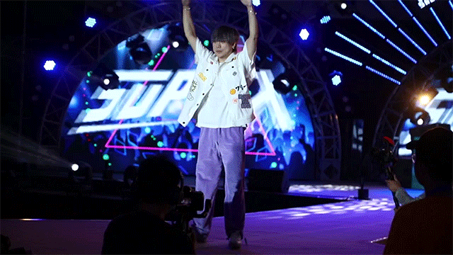 640_19.gif