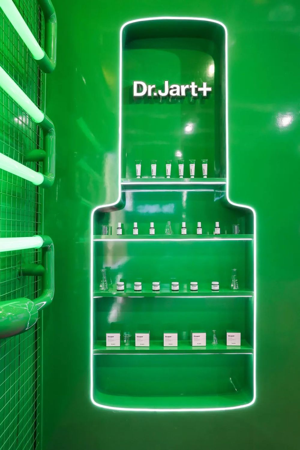 蒂佳婷「走红焕能空间」快闪店 in 上海 - 益闻网