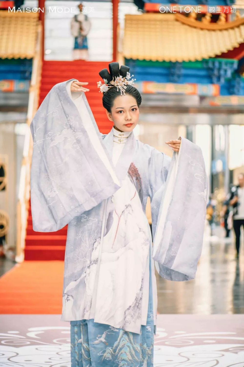 汉服大赏:「美美正东方」国韵大典 in 乌鲁木齐美美友好购物中心