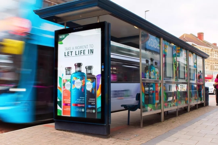 【盘点】脱发,陪聊,咳嗽……国外的这些广告牌都成精了